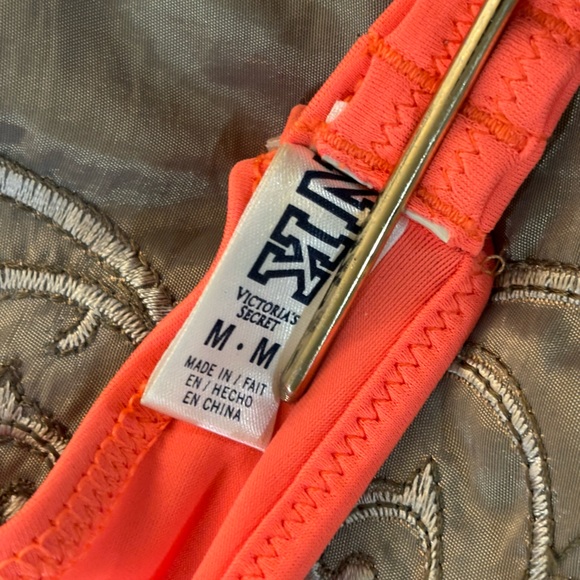 Pink bikini top orange with black lace - Picture 4 of 4